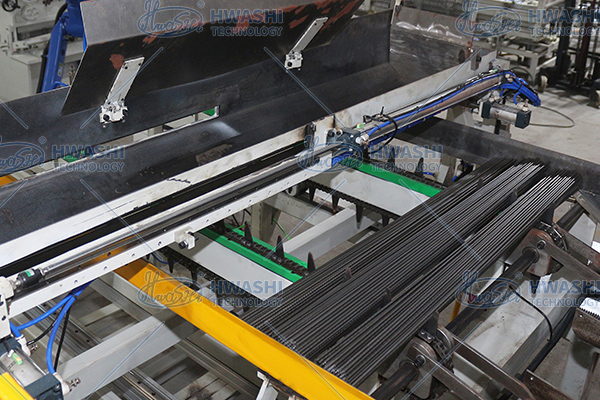 M&aacute;quina avan&ccedil;ada de soldagem autom&aacute;tica de prateleira de arame para linha de produ&ccedil;&atilde;o de prateleiras de conv&eacute;s de malha de arame 3