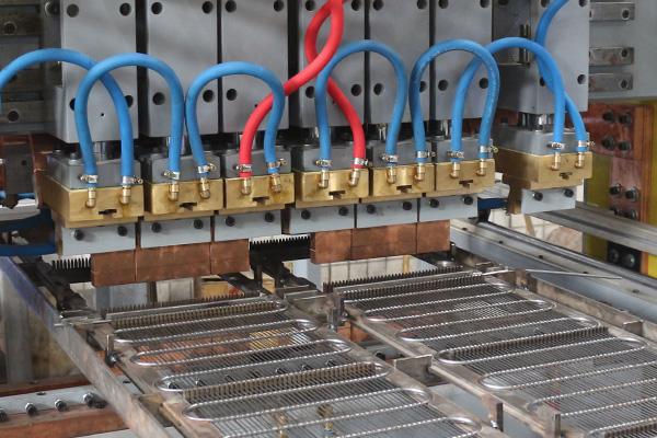 Máquina de linha de produção de condensador de tubo de arame para geladeira, máquina de solda e dobra 4