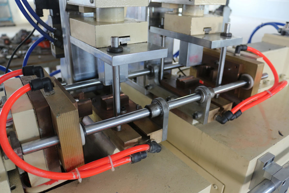 Estabilizador de veículos de tipo horizontal Máquina de solda de ligação automática